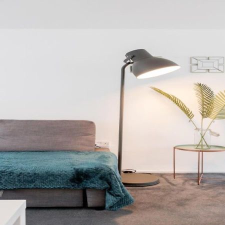 צ'סהאנט Two Bedroom Serviced House מראה חיצוני תמונה